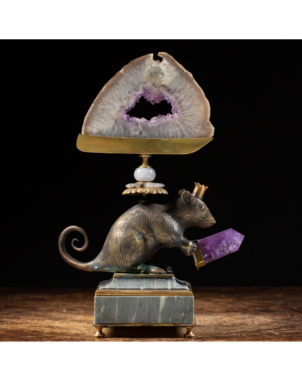 Rodent sculpture with Amethyst crystal and geode