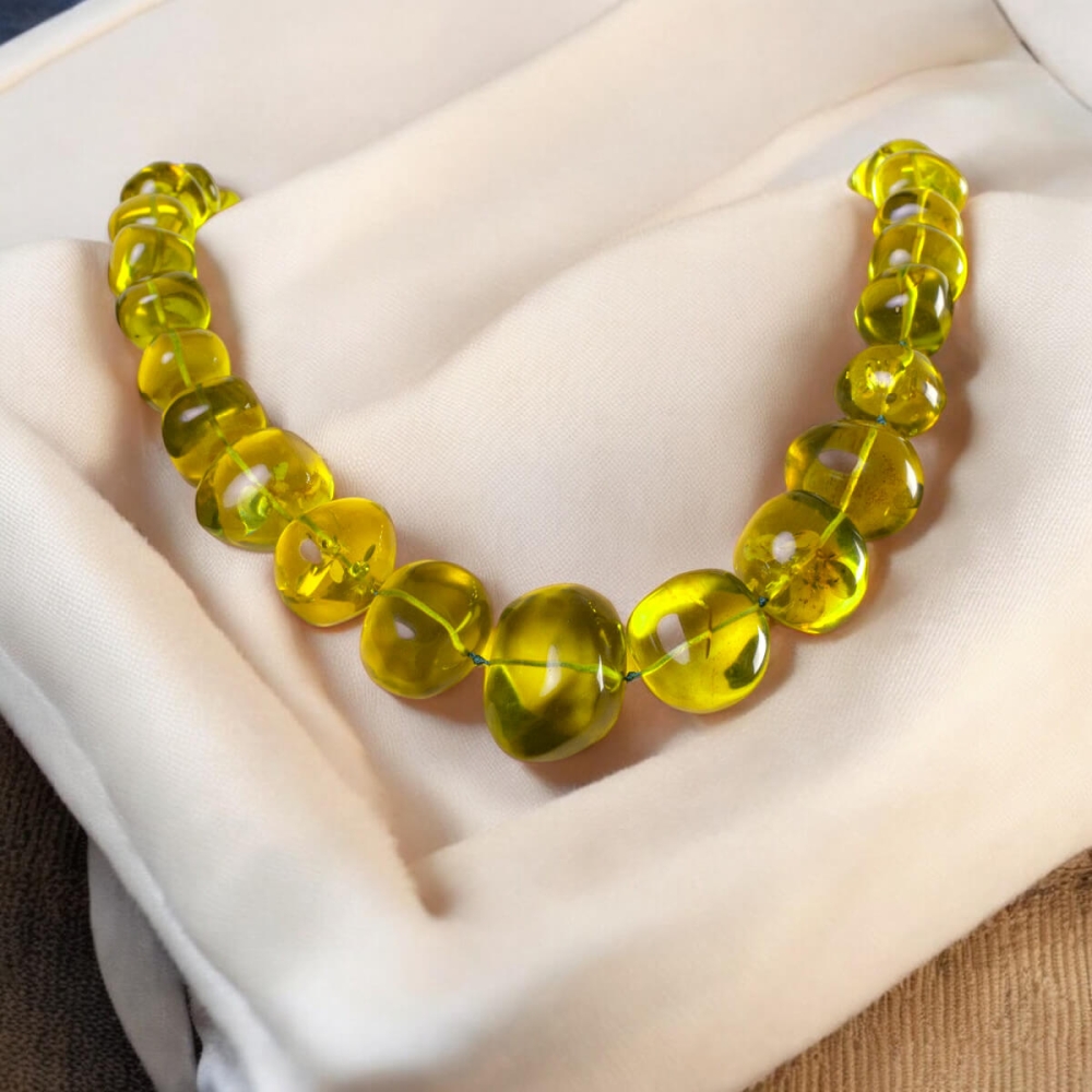 Autentica Collana Ambra Baltica Naturale Verde 19 pollici. 12 gr Autentica Collana Ambra Baltica Naturale Verde 19 pollici. 12 gr
