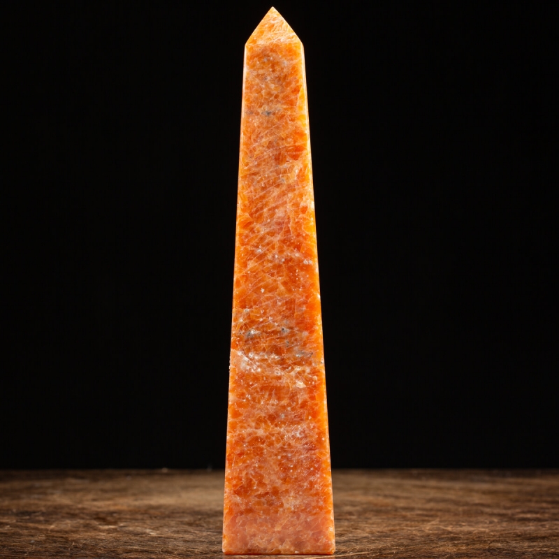 Calcite obelisk