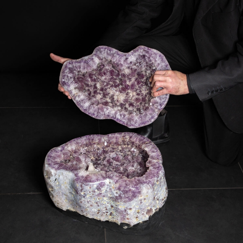 Bigger Amethyst Geode Speciment