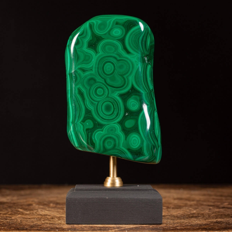 Malachite first choice mounted on the basis 