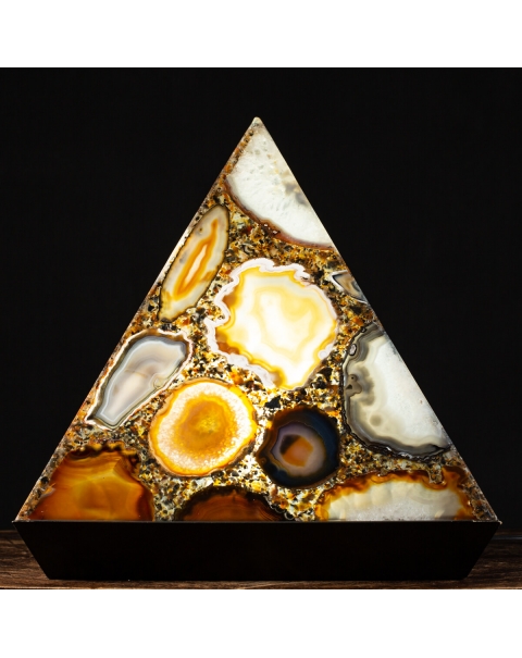 Pyramid Lamp Agate