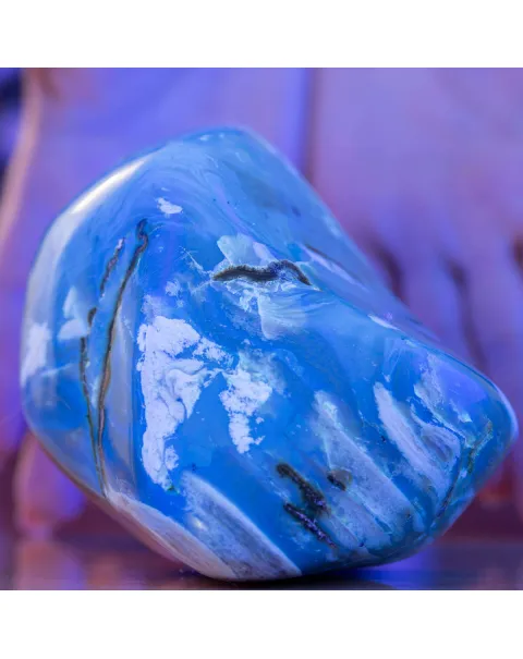 La Luce Blu dell'Ambra Indonesiana.