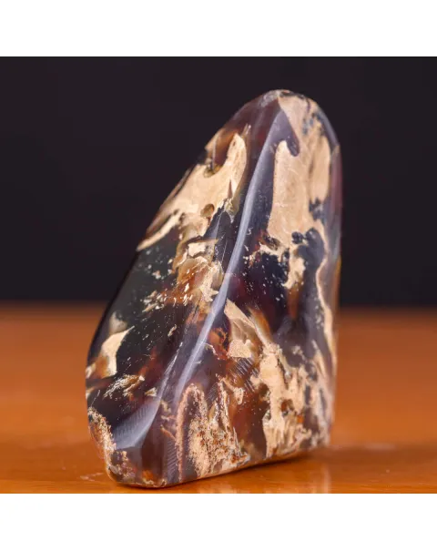 Campione di Ambra Blu di Sumatra.