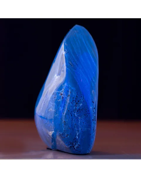 Esemplare di Ambra Blu Indonesiana da Sumatra.