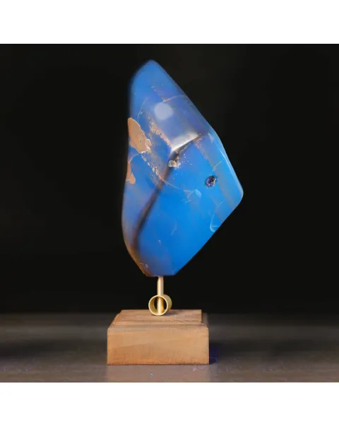 Ambra Blue – La luce fossile del Miocene