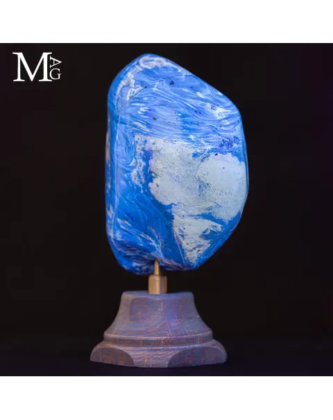Ambra Blue - dalla colata arborea al fossile.