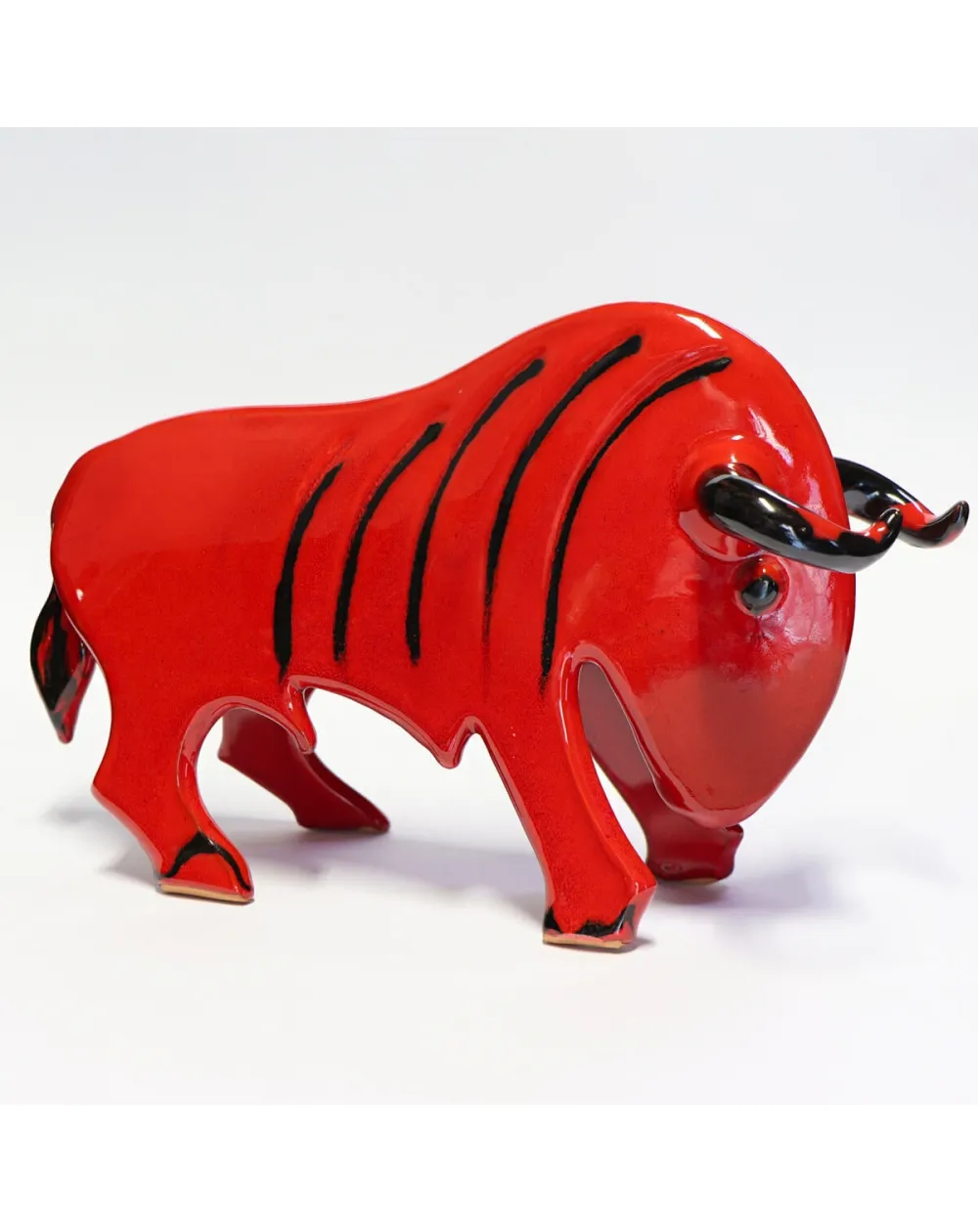 Scultura Taurus in Ceramica
