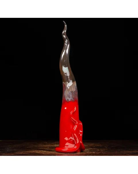 Scultura Corno in Ceramica