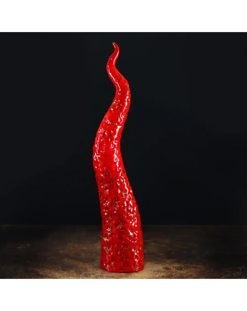 Scultura Corno in Ceramica