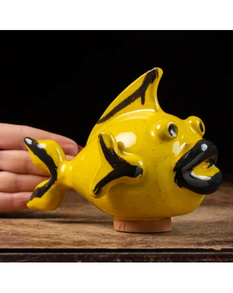 Scultura Pesce in Ceramica