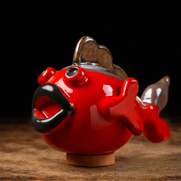 Scultura Pesce in Ceramica
