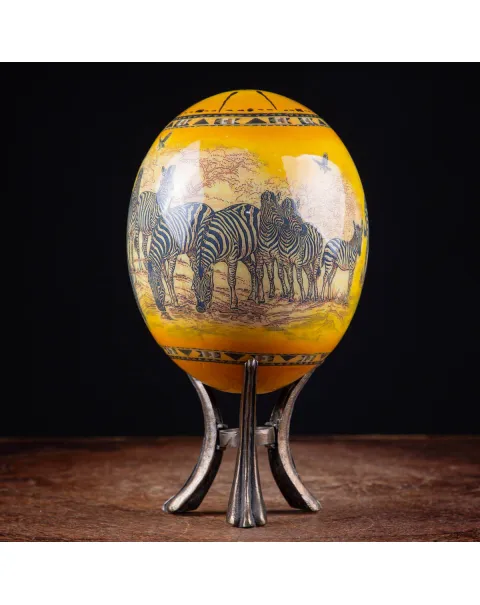 Uovo di Struzzo Decorato: Savana Zebre Africane.