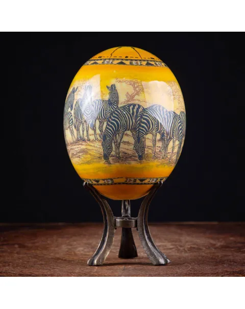 Uovo di Struzzo Decorato: Savana Zebre Africane.