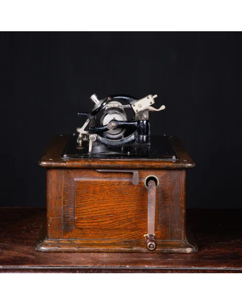 Fonografo Edison con tromba extra large, 1901-1903