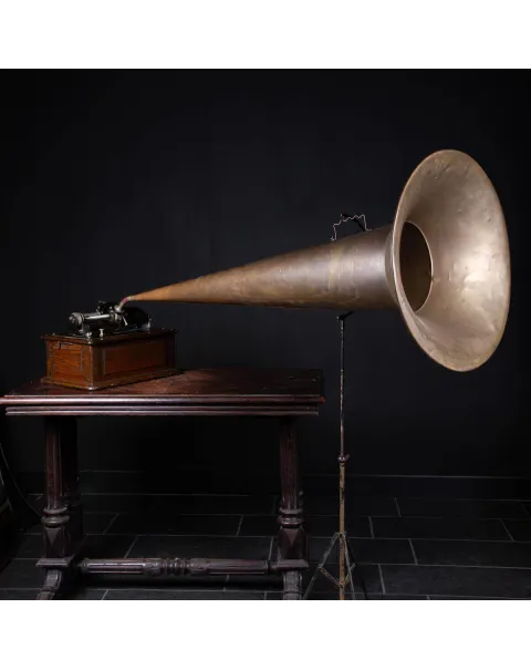 Fonografo Edison con tromba extra large, 1901-1903