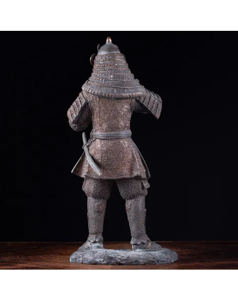 Guerriero Samurai: Statua in Bronzo Era Meiji.