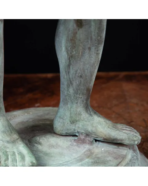 Repliche dei Bronzi di Riace: Maestria Artistica e Tradizione Antica.