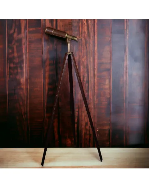 Cannocchiale Telescopico su Treppiede