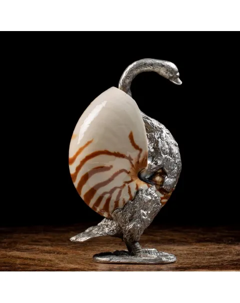 Scultura Cigno su Nautilus Pompilius