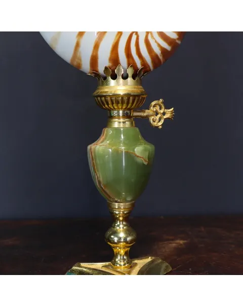 Nautilus Pompilius su Piedistallo