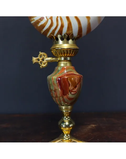 Nautilus Pompilius su Piedistallo