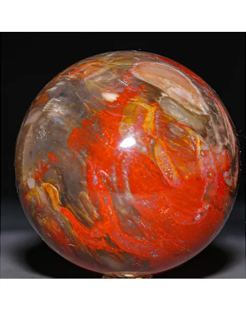 Sfera in Legno Fossile Policromo del Madagascar.