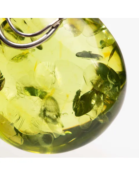 Ciondolo Ambra Verde Caraibica: Un Tesoro di 20 Milioni di Anni.