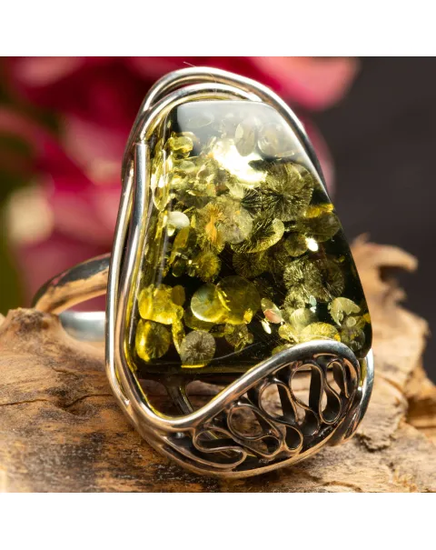 Anello in Argento con Gemma d'Ambra Baltica Verde.