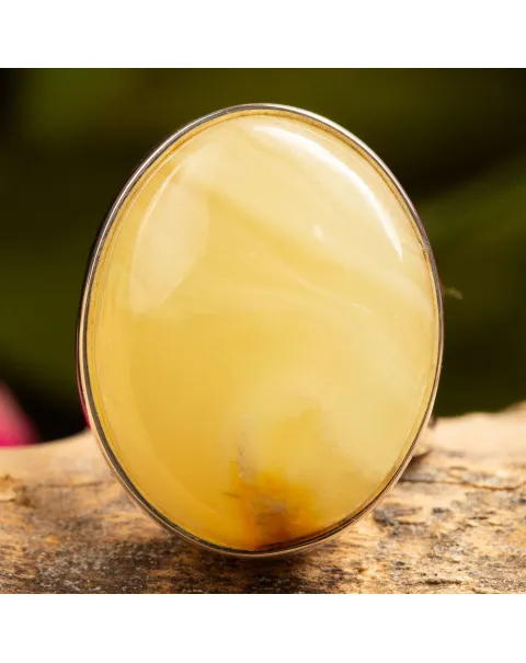 Anello in Argento con Gemma d'Ambra Baltica Verde.