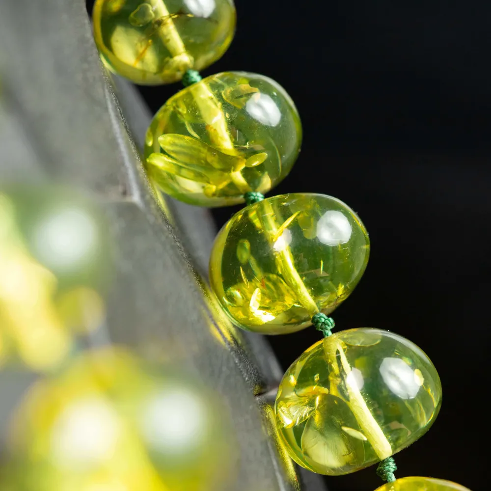 Collana in ambra del Baltico autentica – Gioielli naturali per donne, uomini e tutta la famiglia – Collana di pietre preziose e portafortuna – Vero gioiello in ambra – Piccoli regali di