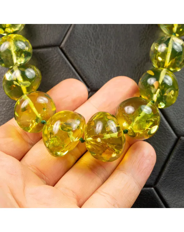 Collana di Ambra Verde Baltica: Un Gioiello Raro d...