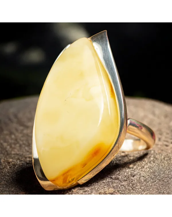 Anello in Argento con Ambra Gialla – Design Unic...