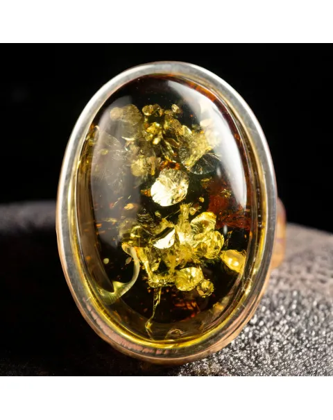Anello in Argento con Ambra Verde del Baltico – Eleganza e Natura in Perfetta Armonia.