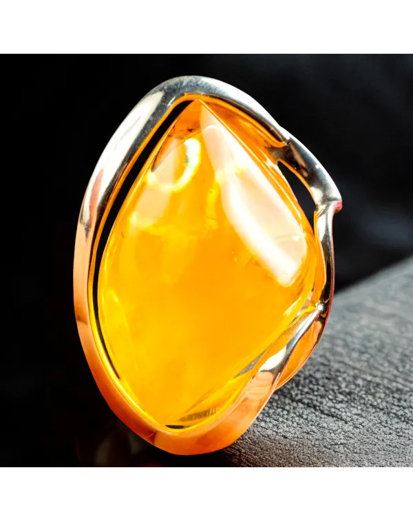 Anello in Argento con Ambra Gialla – Design Eleg...