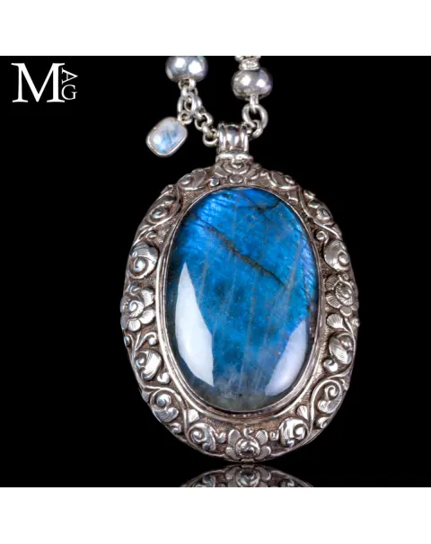 Collana in Acquamarina e Larimar in Labradorite cabochon