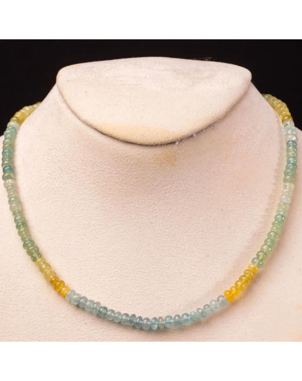Collana di Berilli: Acquamarina e Eliodoro in Sfumature di Blu e Verde.