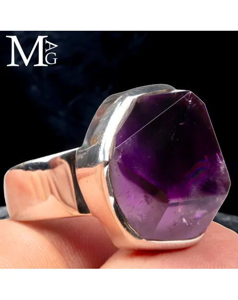 Anello con ametista Boliviana