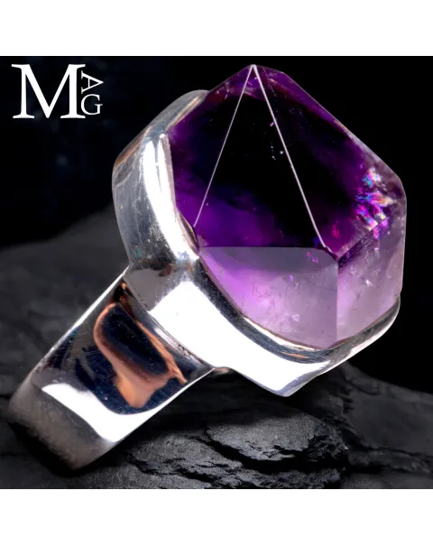 Anello con ametista Boliviana