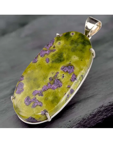 Ciondolo in Argento con Pietra di Atlantisite Australiana.