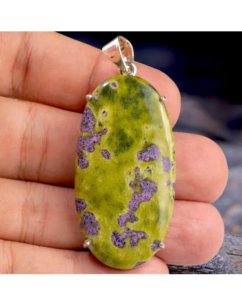 Ciondolo in Argento con Pietra di Atlantisite Australiana.
