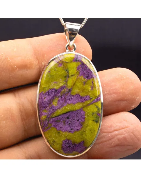 Ciondolo in argento con cabochon di Atlantisite..