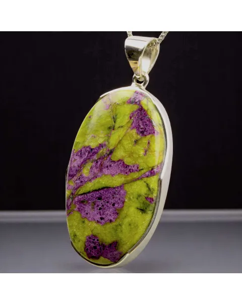 Ciondolo in argento con cabochon di Atlantisite..