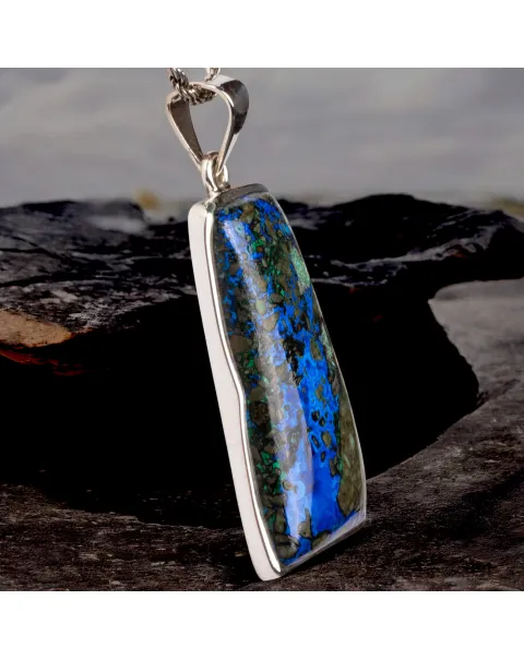 Ciondolo in Argento con Azzurrite dei Monti Urali.