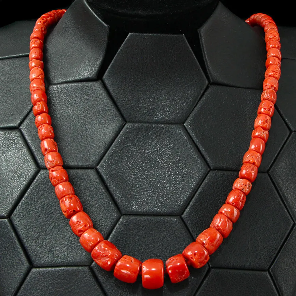 Collana in Corallo Rosso di Sardegna.