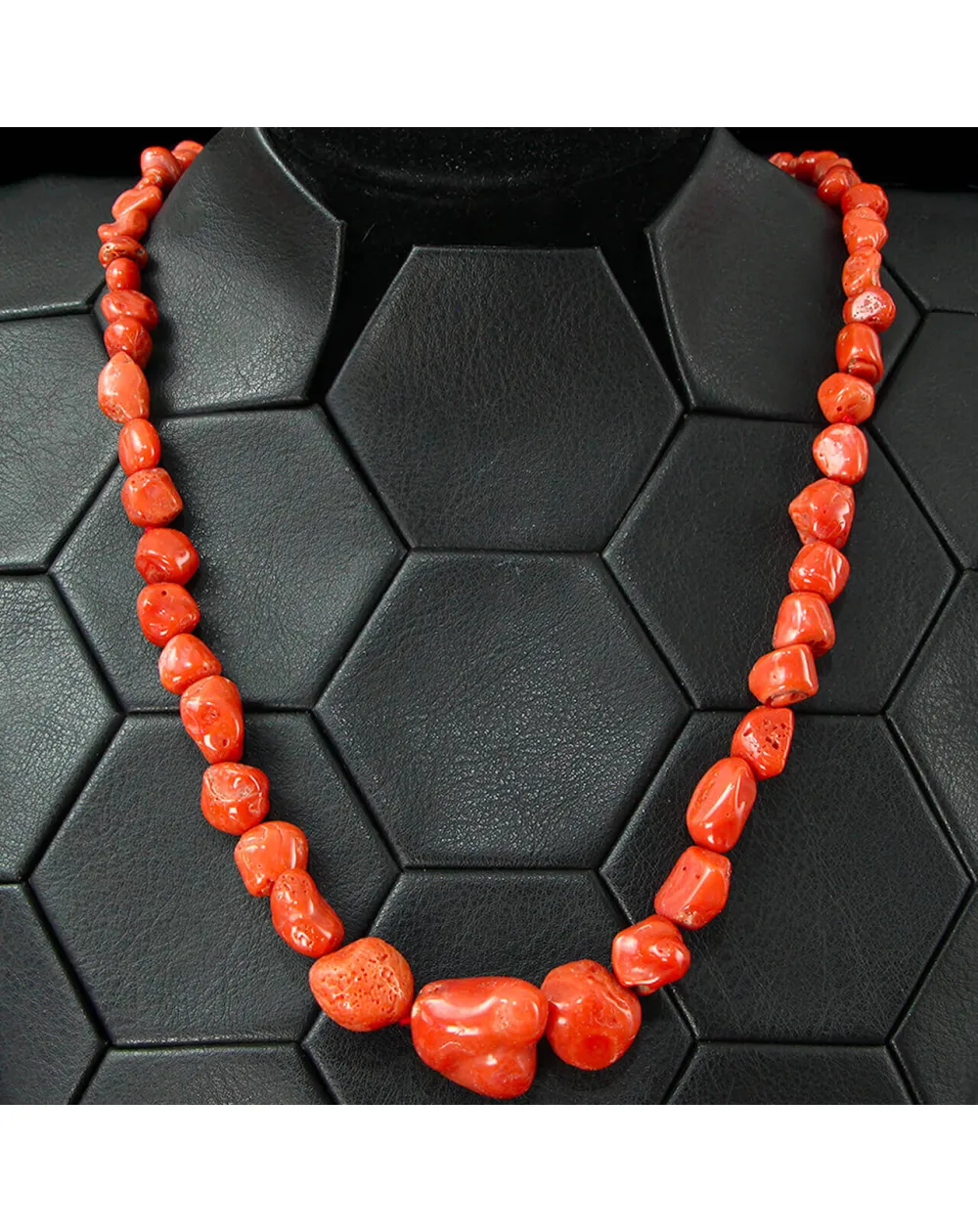Collana in Corallo Rosso di Sardegna.