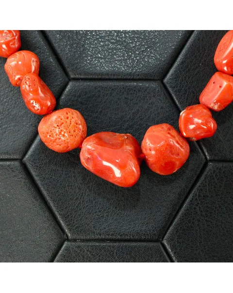Collana in Corallo Rosso di Sardegna.