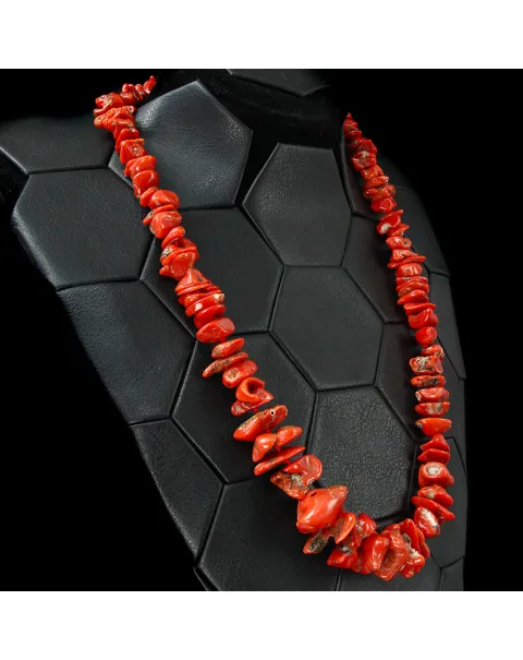 Collana in Corallo Rosso Grezzo – Bellezza del Mediterraneo.