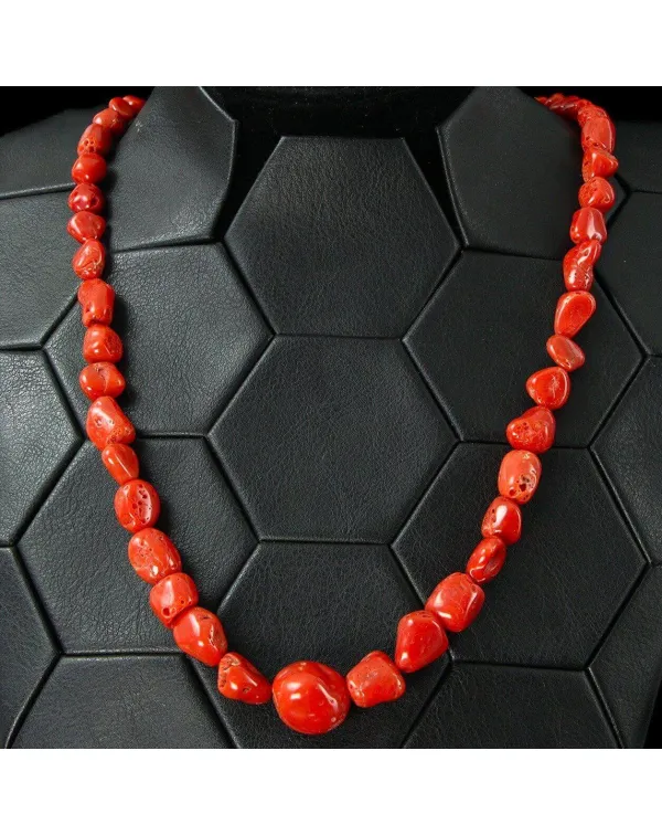 Collana in Corallo Rosso del Mediterraneo.