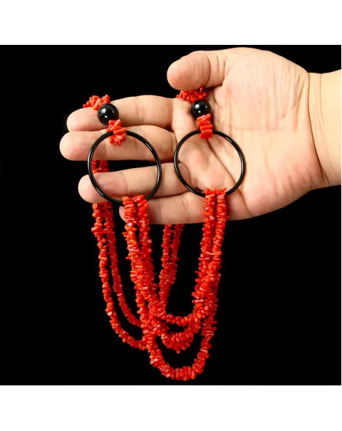 Collana in Corallo Rosso e Onice Nero.